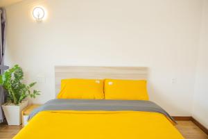 Postel nebo postele na pokoji v ubytování Duy Thanh hotel
