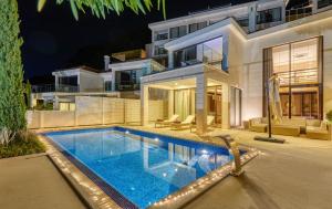 Басейн в ĀNANTI Resort, Residences & Beach Club - The Leading Hotels of the World або поблизу