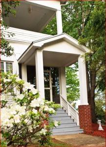 Eine Fassade oder ein Eingang zu Franklin Terrace Bed and Breakfast