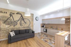 Kuchyňa alebo kuchynka v ubytovaní Acacia Apartments