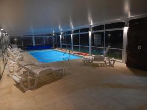Bassein majutusasutuses Hotel Tamariz või selle lähedal