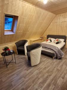 Posteľ alebo postele v izbe v ubytovaní la maison des fleurs studio