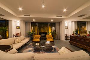 Posezení v ubytování Akala Villa Hoi An