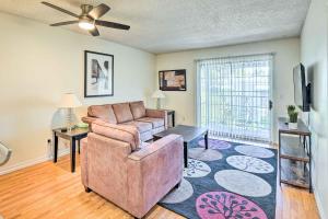 Ruang duduk di Las Vegas Condo Explore The Strip and Downtown