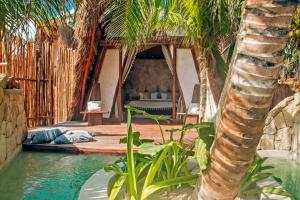 Bazén v ubytování Ikal Tulum Hotel nebo v jeho okolí