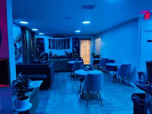 Restaurace v ubytování Hotel ZAZZ