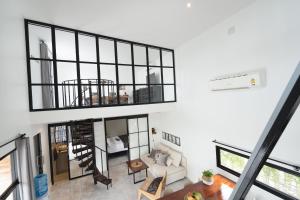 Χώρος καθιστικού στο Manao Seaview Pool Villa 27 - 5 Mins Walk To The Beach