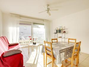 Χώρος καθιστικού στο Appartement T3 à 50m de l'océan, balcon sud, parking, pour 4 pers à Biscarrosse - FR-1-521-3