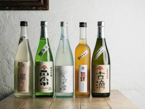 Bebidas em RITA Izumo Hirata