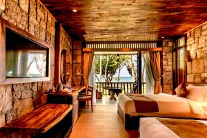 Ein Sitzbereich in der Unterkunft Ocean Bay Resort & Spa Phu Quoc