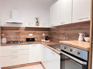 Kuchyňa alebo kuchynka v ubytovaní Apartment Giordi