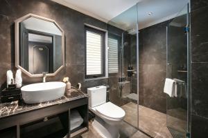 Ένα μπάνιο στο Hanoi L'Heritage Hotel & Gym - Spa