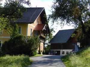 The building in which Az apartmant is located