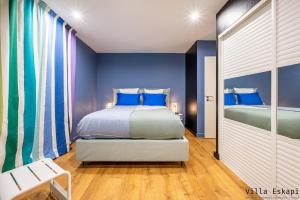 Posteľ alebo postele v izbe v ubytovaní Villa Eskapi Perpignan