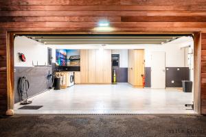 Kuchyňa alebo kuchynka v ubytovaní Villa Eskapi Perpignan