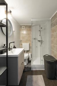 Kúpeľňa v ubytovaní D63 Dohány Apartment