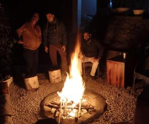 Hosté ubytování Icebergs Mussoorie - A Boutique stay and 24 hrs roof top cafe