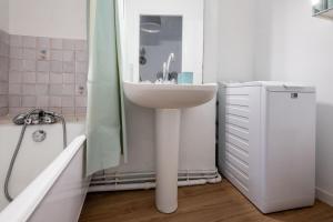 Kúpeľňa v ubytovaní Maison pour 6 - Noirmoutier - Terrasse