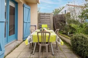 Vonkajšia záhrada v ubytovaní Maison pour 6 - Noirmoutier - Terrasse