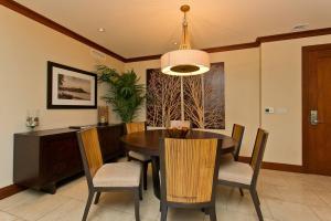 Posezení v ubytování Ko Olina Beach Villas B304 - 3BR Luxury Condo with Stunning Ocean View & 2 Free Parking