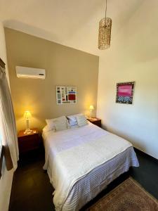 Cama ou camas em um quarto em 41 Hostel
