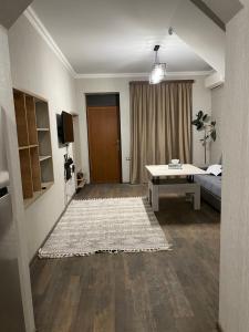 Postel nebo postele na pokoji v ubytování Bonvenon capsule Hostel