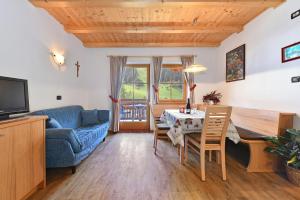 TV a/nebo společenská místnost v ubytování Villa Sole