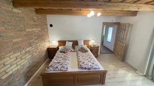 Posteľ alebo postele v izbe v ubytovaní Holiday home in Nagyvazsony - Balaton 43410