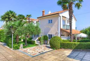 Vonkajšia záhrada v ubytovaní Apartment in Vantacici - Insel Krk 43328