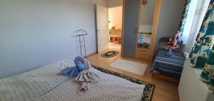 Postel nebo postele na pokoji v ubytování Apartment in Balatonszabadi 43404