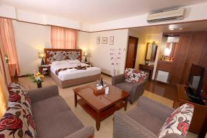 Gallery image of Hotel Maximillian in Tanjung Balai Karimun