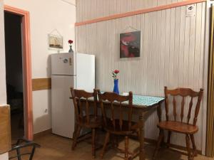 Kuchyň nebo kuchyňský kout v ubytování Nar Apartment