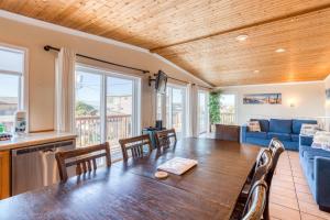 Φωτογραφία από το άλμπουμ του The Salty Salmon - Meredith Lodging σε Rockaway Beach