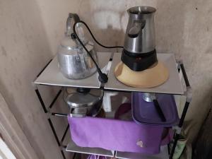 Kuhinja oz. manjša kuhinja v nastanitvi Indulge in purple