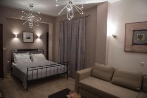 A bed or beds in a room at Musses House
