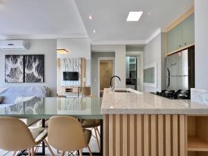 Nhà bếp/bếp nhỏ tại Apartamento 1 dorm esquina da Catedral by Achei