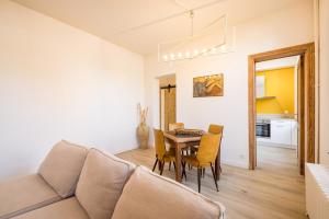 Posezení v ubytování Gîtes in Huy - Appartements chaleureux dans le centre de Huy + 37 fotografií