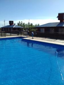 Bazén v ubytování Cabañas Vistas Andinas nebo v jeho okolí