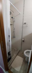 Kupatilo u objektu KOSA APARTMAN