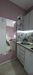 Kuhinja ili čajna kuhinja u objektu KOSA APARTMAN