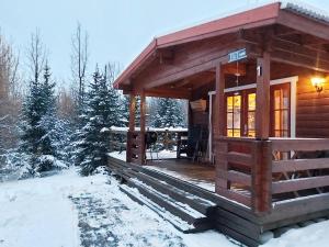 Bakkakot 1 - Cozy Cabins in the Woods tokom zime