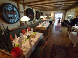 Restaurace v ubytování Hotel Dernbachtal