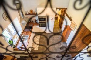 A kitchen or kitchenette at Cortijo las Cabrerizas