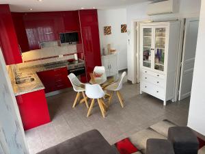 A kitchen or kitchenette at Relax and enjoy with a view of El Teide and sea