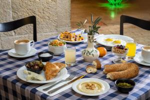 Φαγητό σε αυτό το ξενοδοχείο ή κάπου εκεί κοντά
