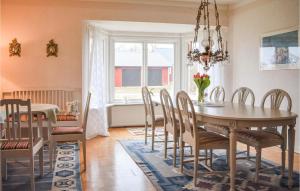 Posezení v ubytování Stunning Home In Karlskrona + 16 fotografií