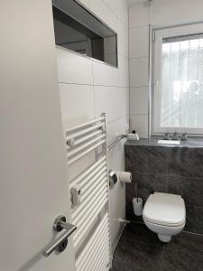 Galeriebild der Unterkunft Modernes Apartment mit traumhaftem Sunset Blick in Baden-Baden