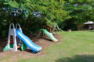 Sur la route des épices - Location villas avec piscine et jacuzzi的儿童游玩区