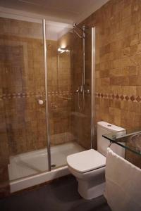 A bathroom at Casa Marcur Santa Cruz Még 19 kép
