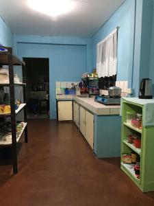 Kuchyň nebo kuchyňský kout v ubytování Vilma's Homestay